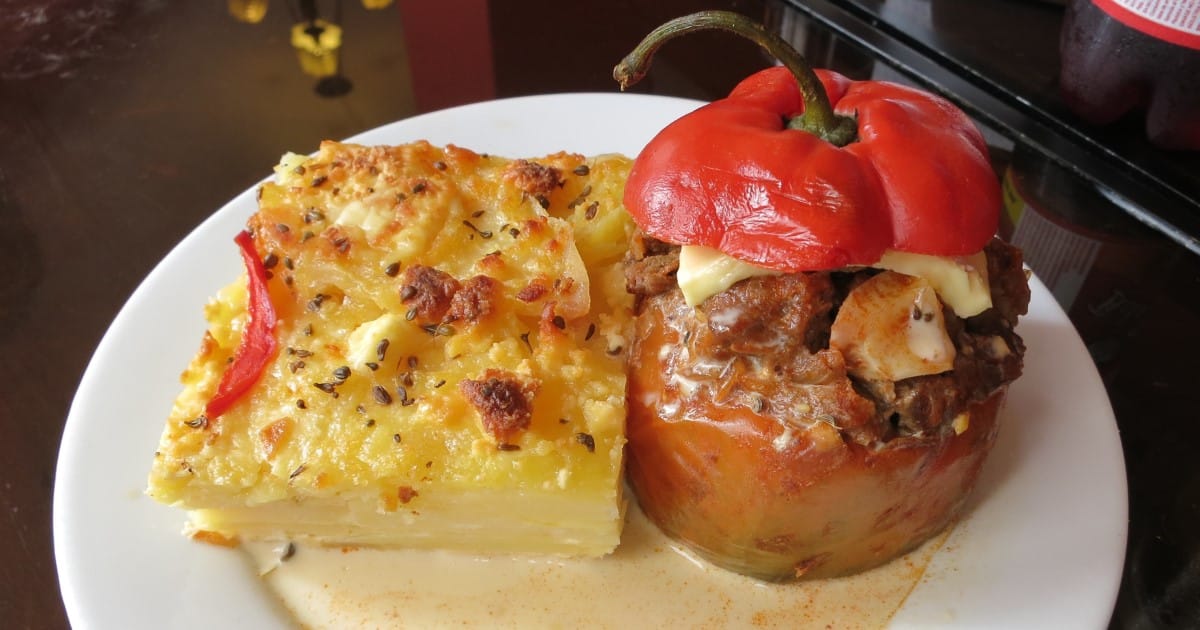 10 Must-Try Arequipa Food And Drinks in Peru