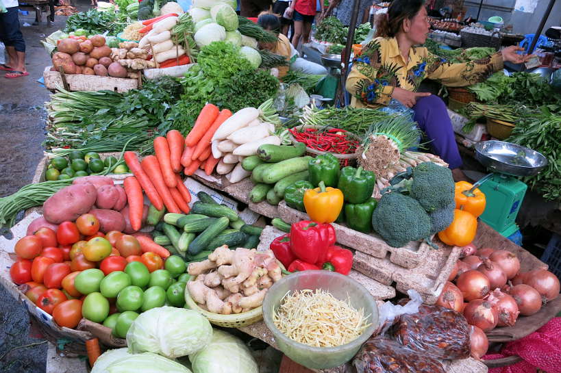 KandalMarket3_PhnomMarketPenh_AuthenticFoodQuest