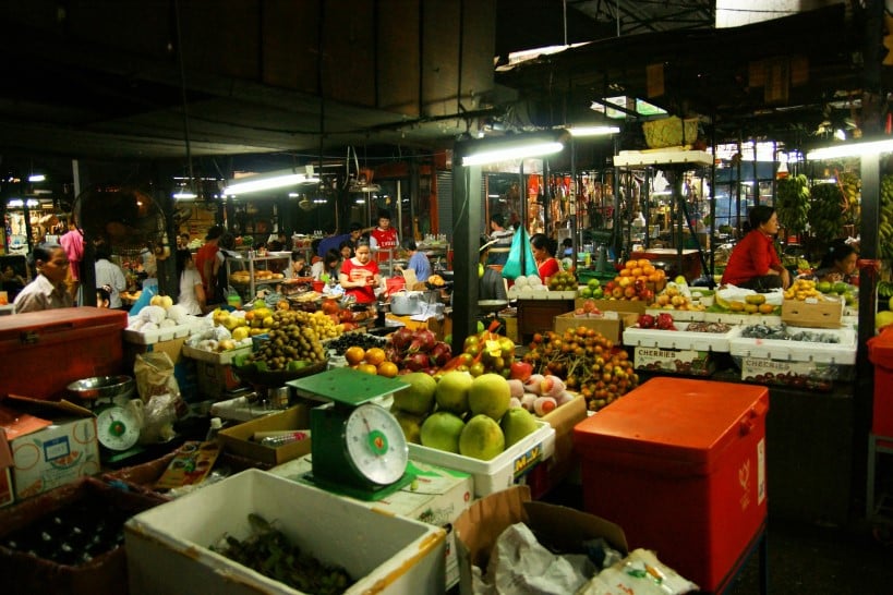 Night market Phnom Penh by Authentic Food Quest