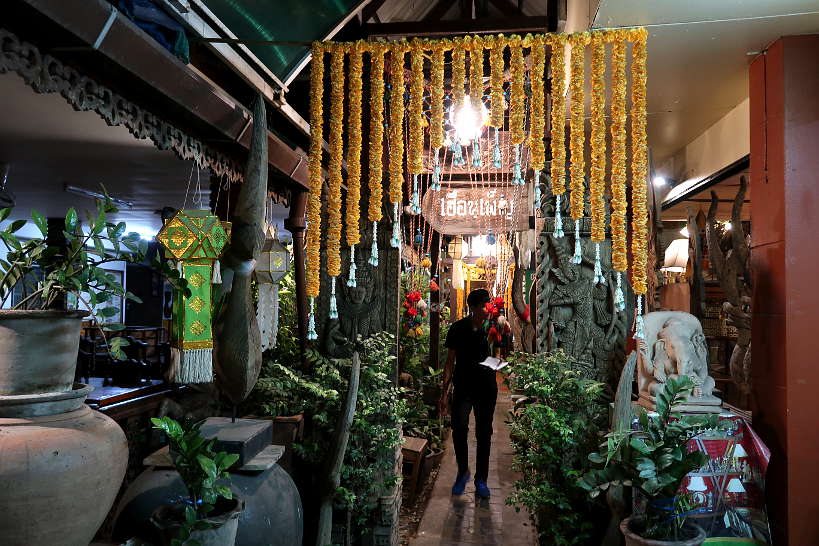 Huen Phen Restaurant best Khao soi Chiang Mai by Authentic Food Quest