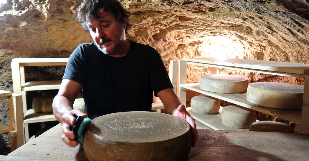 Taste Goat Cheese From Spain: The Story behind Mas Alba Girona Cheesemaking