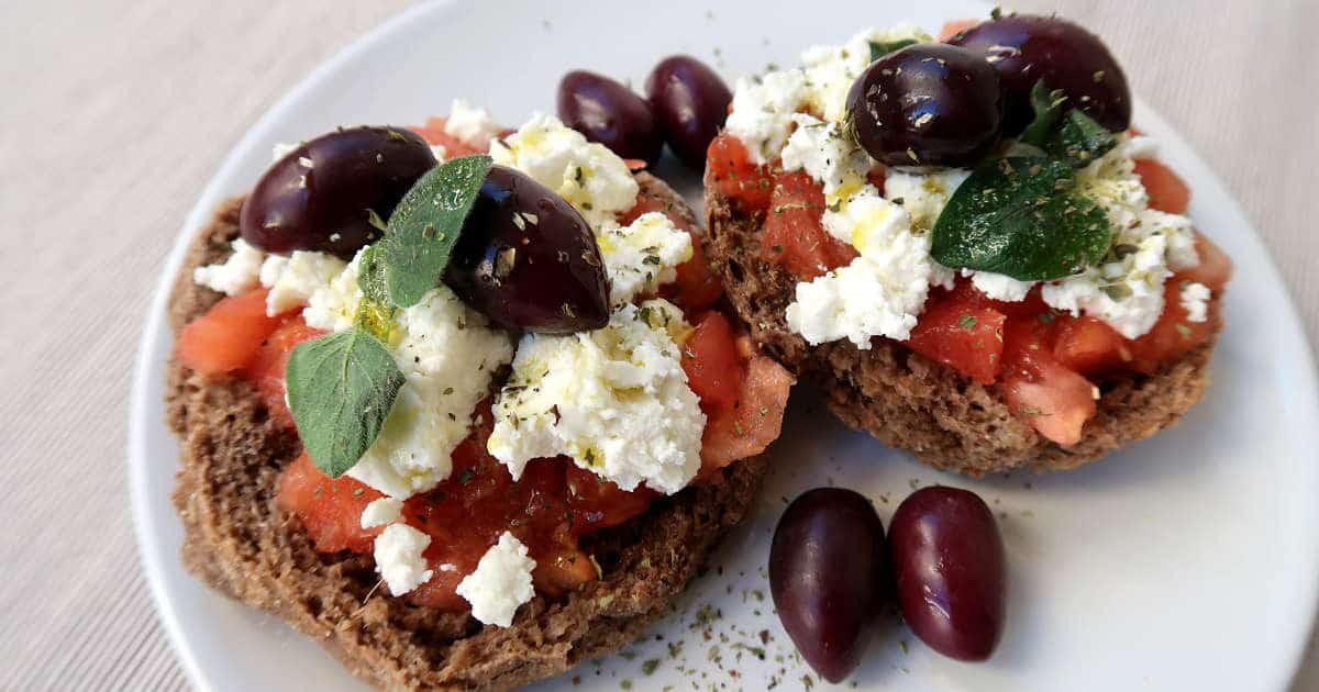 Cretan Dakos Recipe: How to Make This Authentic Greek Delight