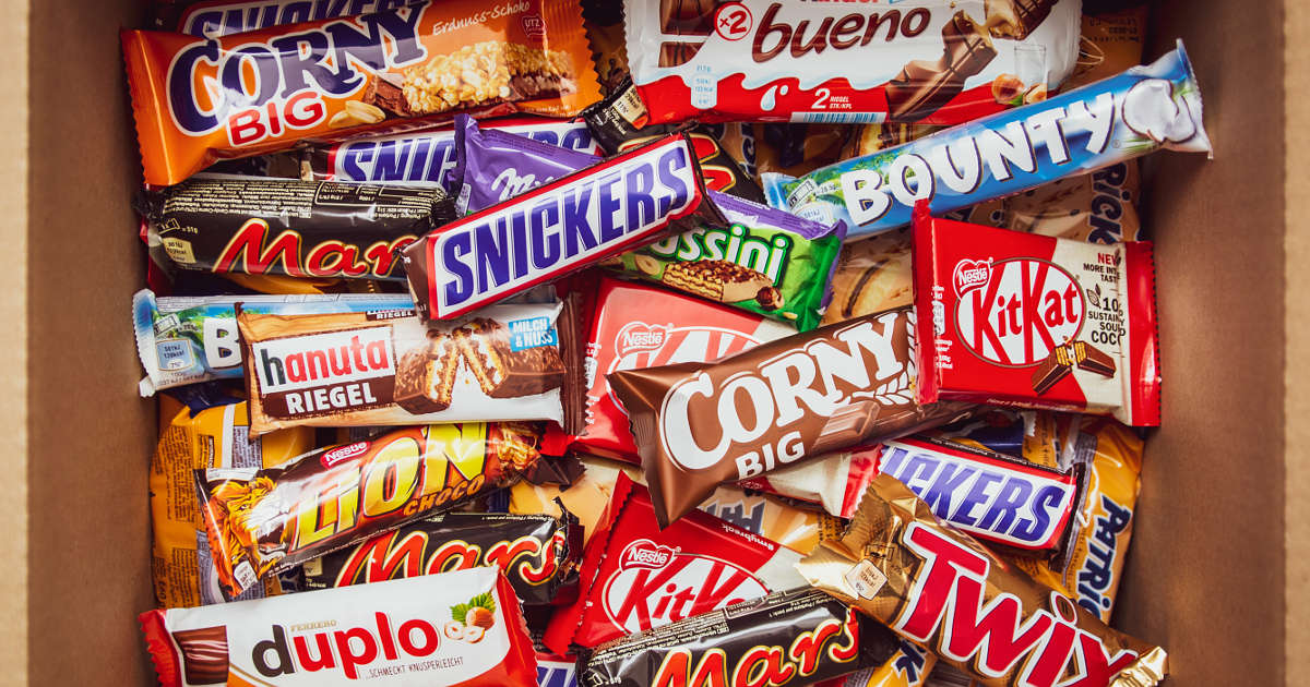 1200 Best International Snacks Box by Authentic Food Quest