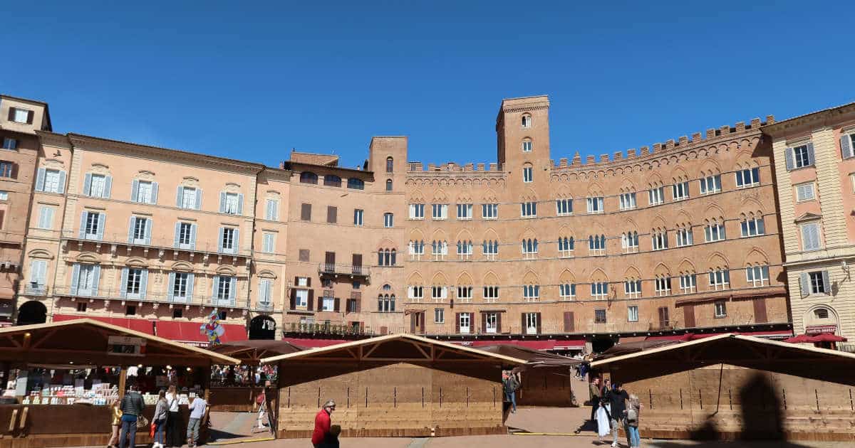 Tuscany Day Tour: Visit Siena, San Gimignano, and Chianti in One Day
