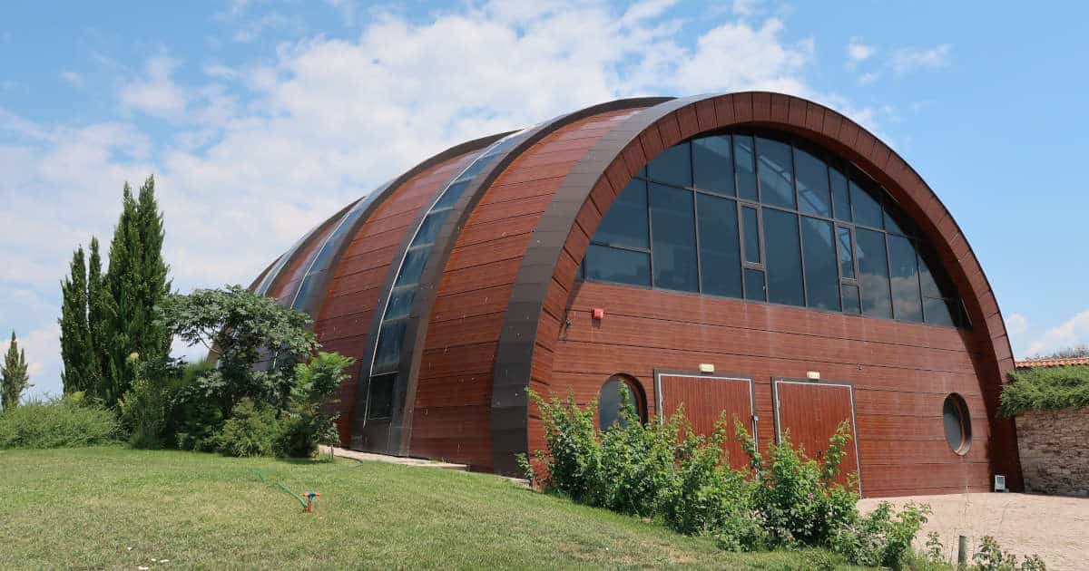 Bulgarian Wineries Guide: 5 Wine Regions and Top Wineries You Should Visit