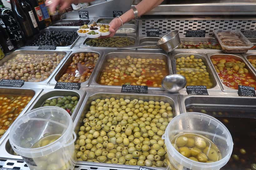 Olive Tasting Madrid Food Tour by Authentic Food Quest