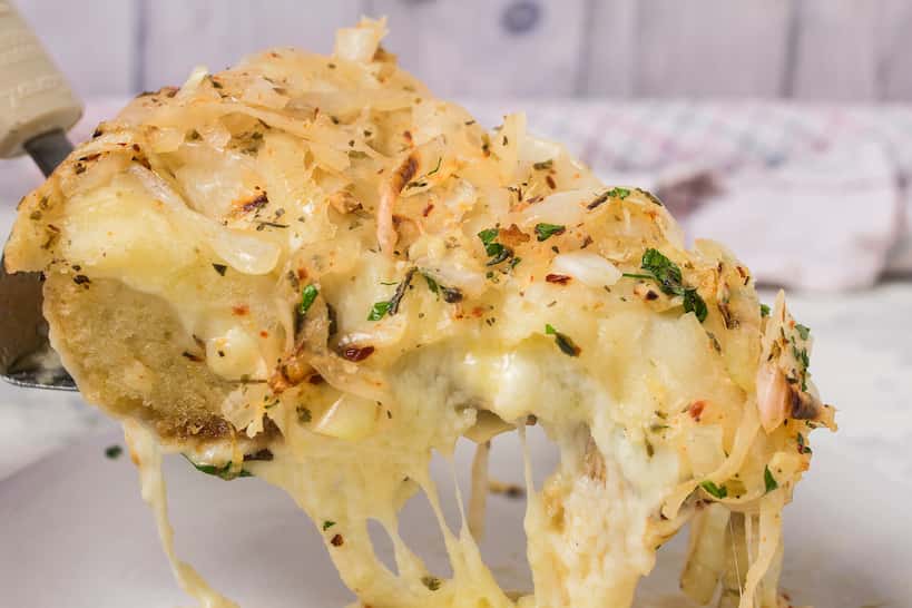 Fugazzeta Pizza Recipe by Authentic Food Quest